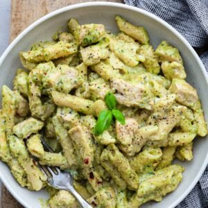 5- CHICKEN PENNE PESTO